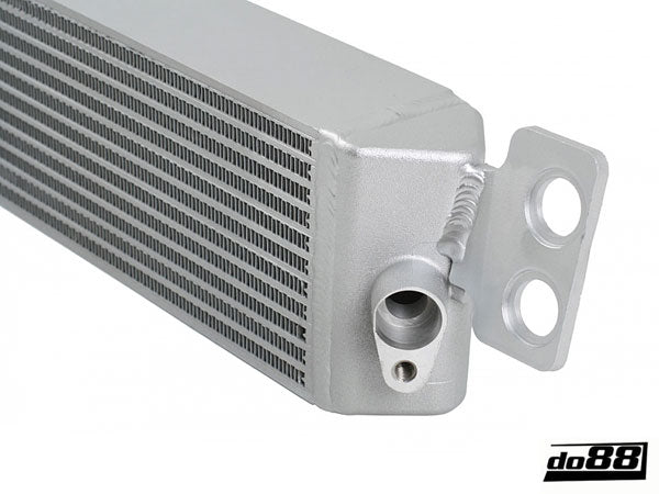 DO88 Performance Engine Oil Cooler BMW M3 E90, E92, E93