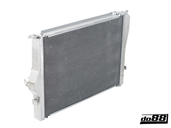 DO88 BMW Performance Aluminium Radiator for M3 E90, E92, E93