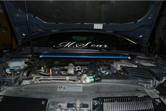 HARDRACE FRONT STRUT BRACE VOLKSWAGEN GOLF MK6