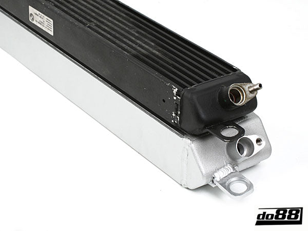 DO88 Performance Engine Oil Cooler BMW M3 E90, E92, E93