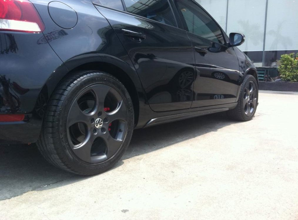 Aeroflex Carbon Fibre Side Skirts for VW MK6 Golf GTI